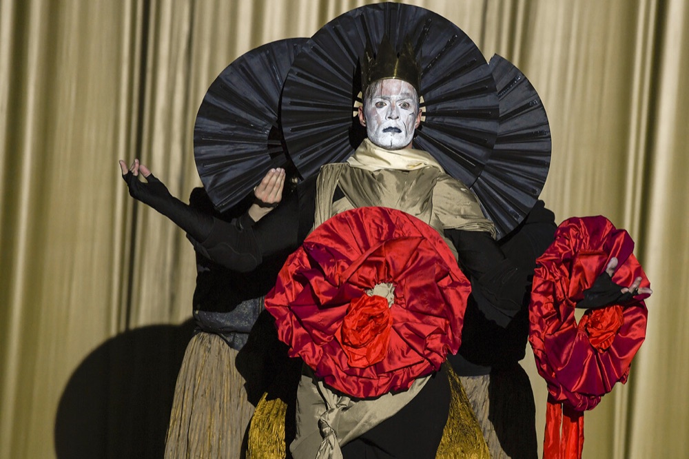 Kostümbild von Susanne Uhl für Das Leben ist ein Traum am Staatsschauspiel Dresden (2023)